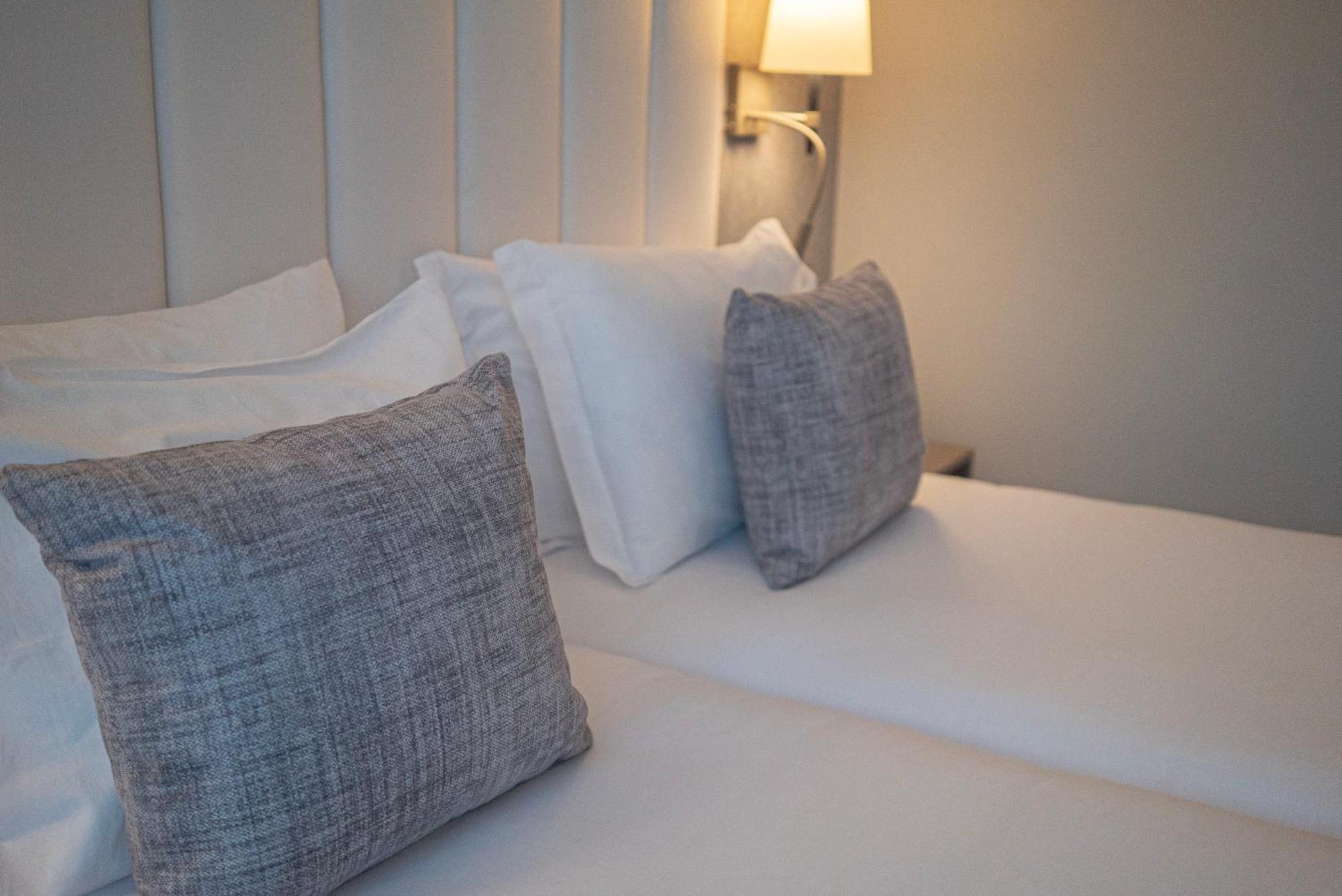 Deluxe Double or Twin Room,1557586414:JPEG